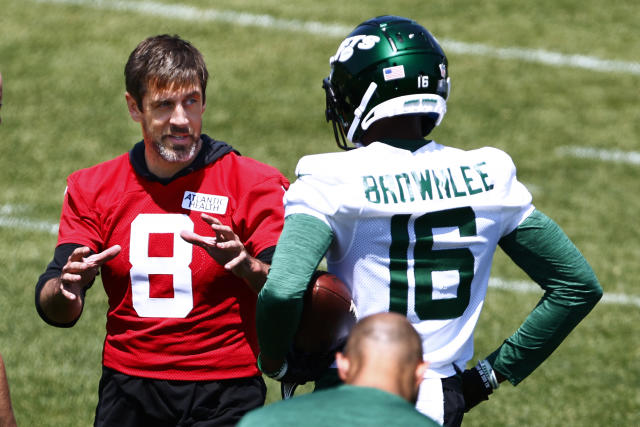 Aaron Rodgers valitsi molemmat kertaa vihreän paidan